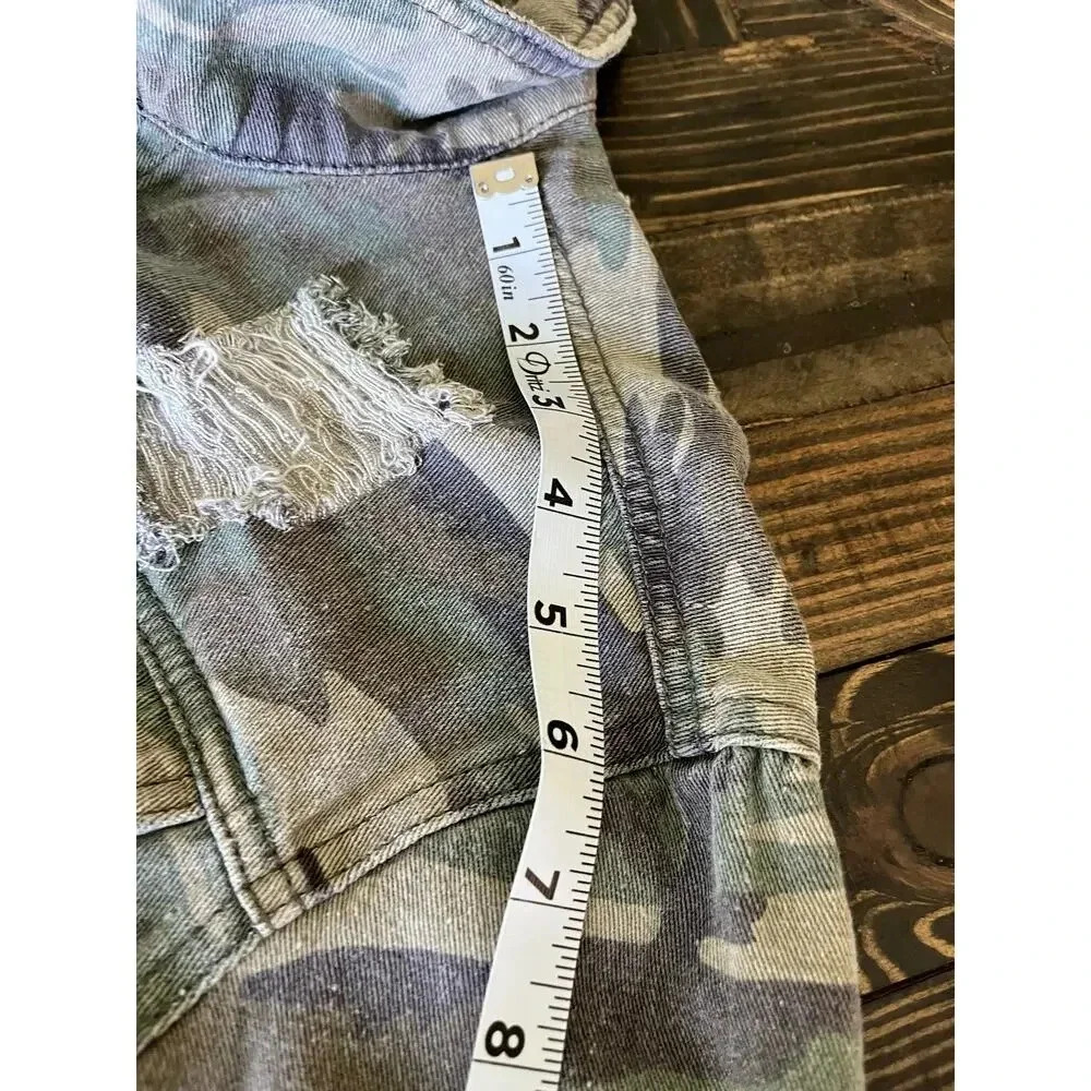 Lucky & Blessed Distressed Camo Jacket Women Medium Transitional Boho Fringe - Picture 16 of 16